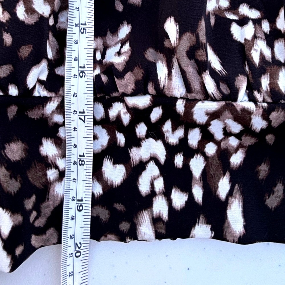 Nine West Blouse Womens Small Black White Surplice Smocked Animal Print - Picture 3 of 10